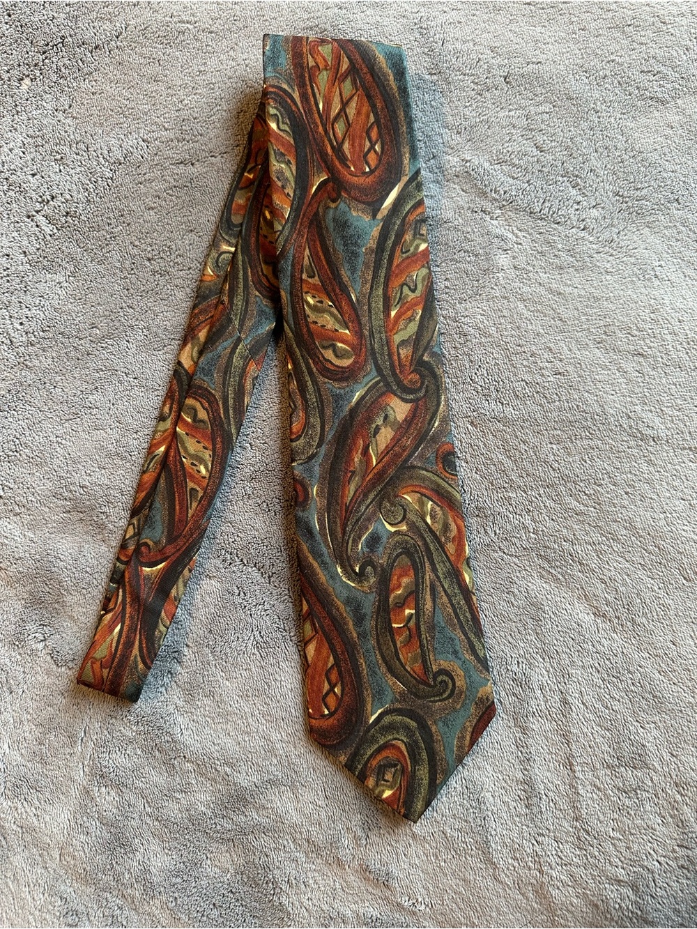 LANDS END Men's Paisley Silk Tie in Gray with Brown & Rust Accents